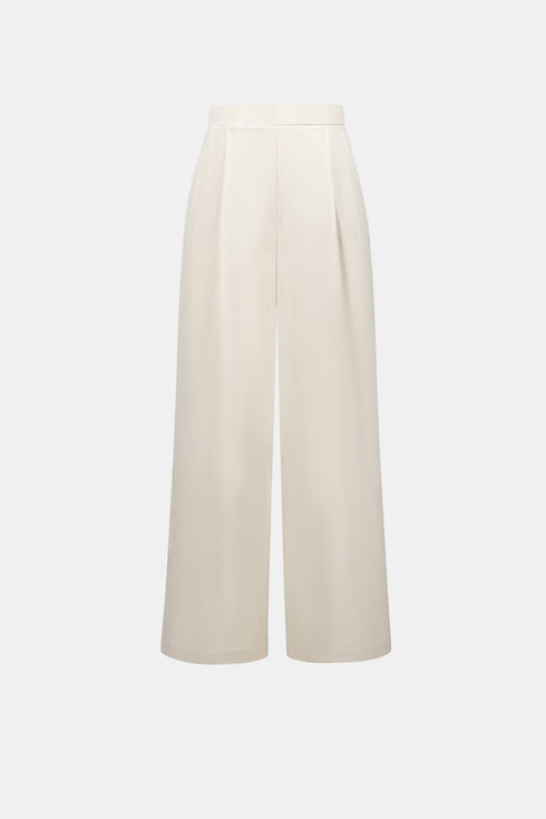 Joseph Ribkoff ausgestellte Hose