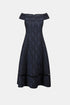 Joseph Ribkoff Signature | Schulterfreies ausgestelltes Kleid aus foliertem Jacquard