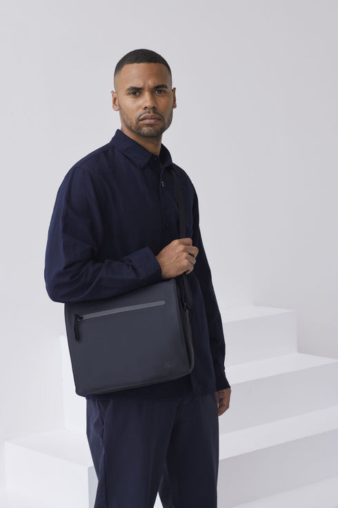 Jost Hamar Schultertasche Gr. L